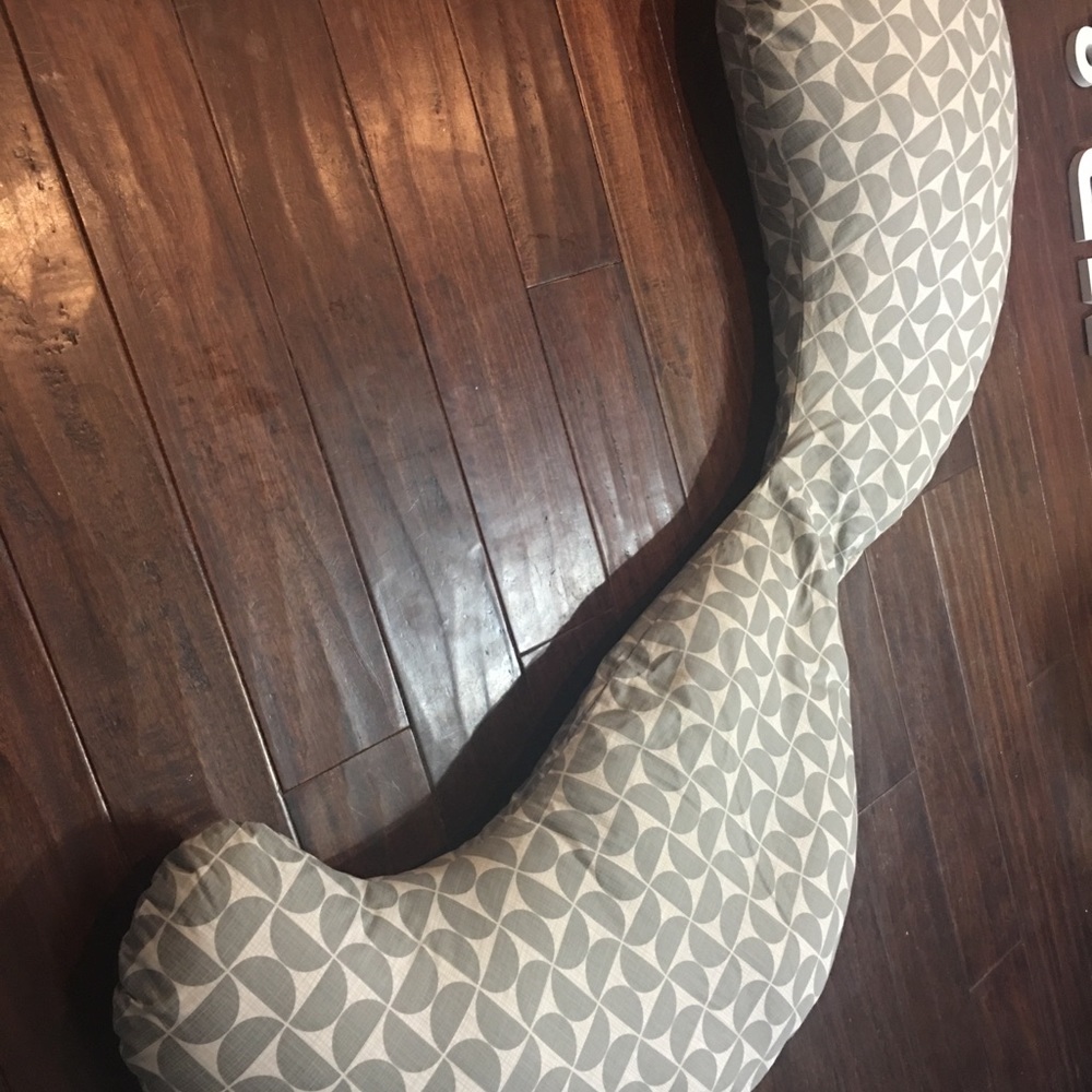 Boppy pregnancy pillow